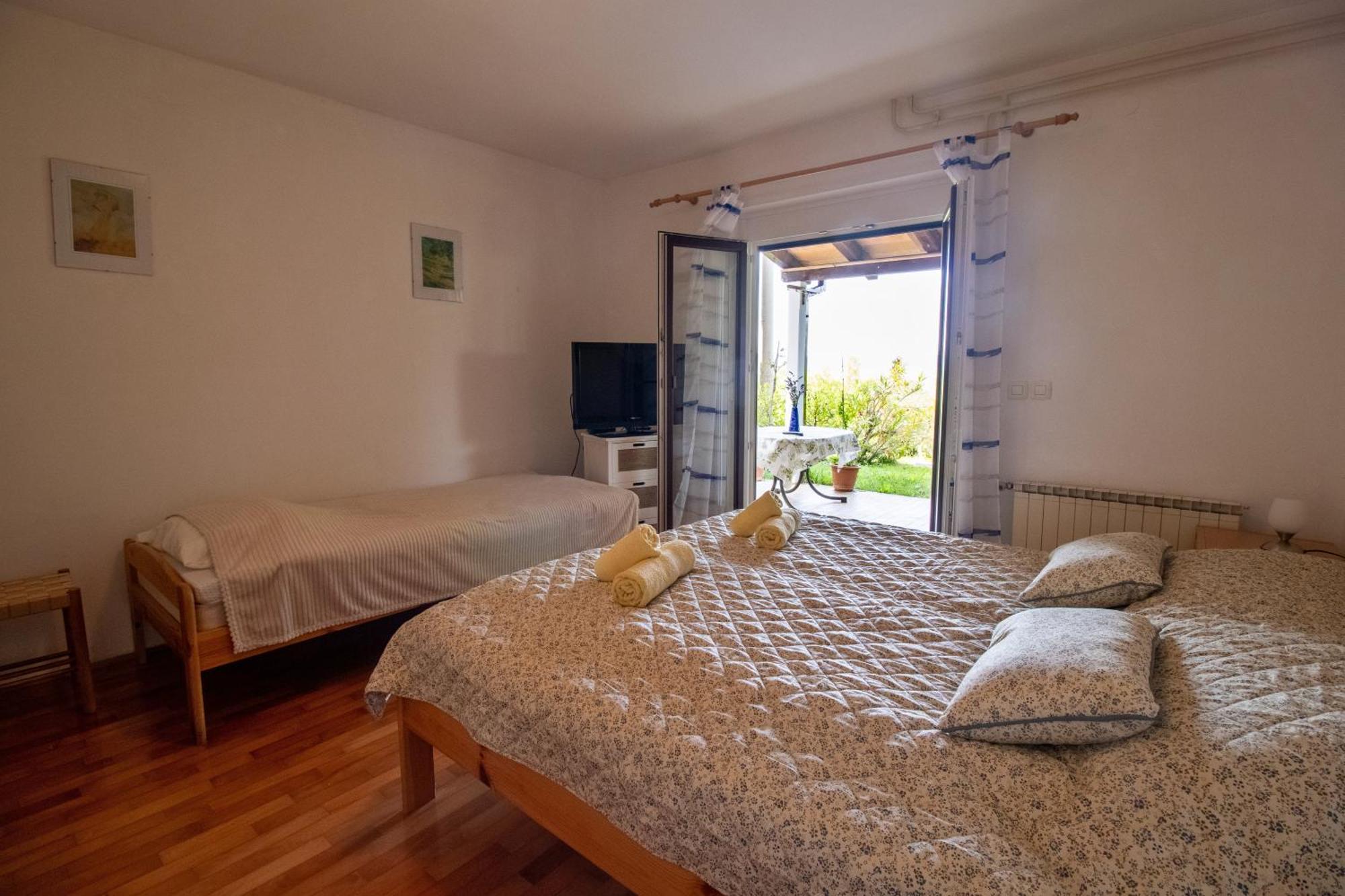 Olive Garden & Sea Apartments Portoroz Exterior foto